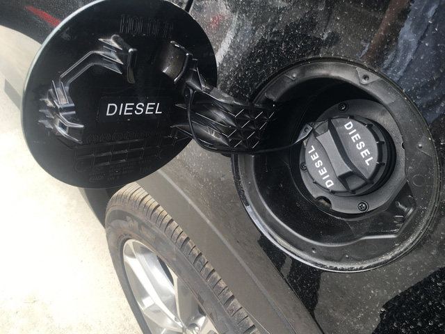 bơm nhầm xăng vào ô tô chạy dầu