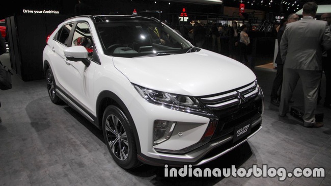 Mitsubishi Eclipse Cross - đối thủ của Honda CR-V và Mazda CX-5 - cập bến châu Á