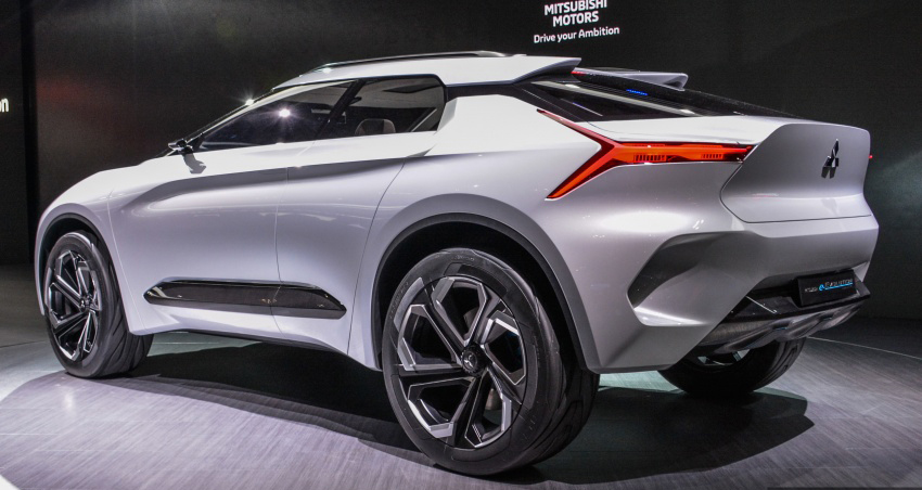 Cận cảnh chi tiết Mitsubishi E-Evolution Concept SUV công nghệ cao 