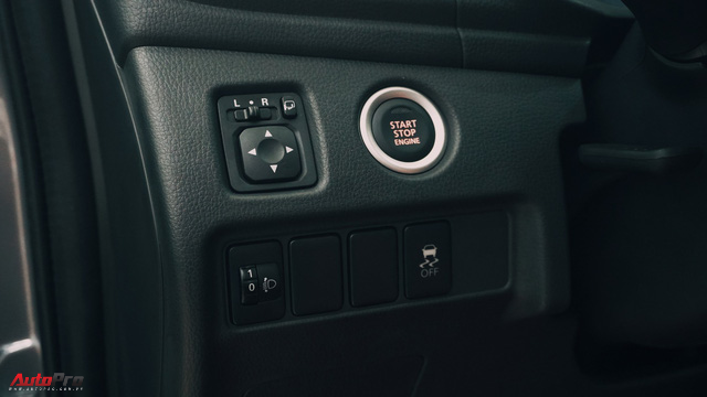 Đối thủ Ford Ranger Wildtrak - Mitsubishi Triton Athlete xuất hiện sớm